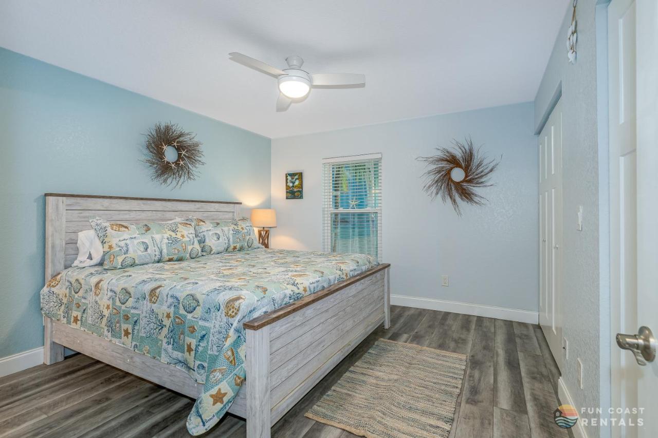Dog Friendly Home Wprivate Fenced Yard, Garage & Fire Pit Steps To The Beach! New Smyrna Beach Eksteriør bilde